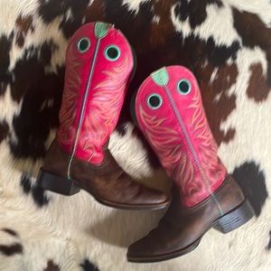 Ariat Cowgirl Boots size 8 1/2